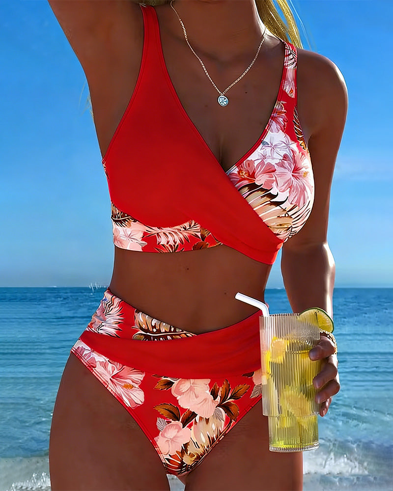 Jolina | Bikini floral que no pasa desapercibido
